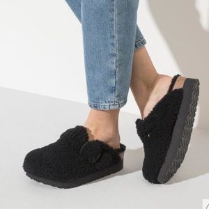 BIRKENSTOCK
Boston Platform Big Buckle Papillio